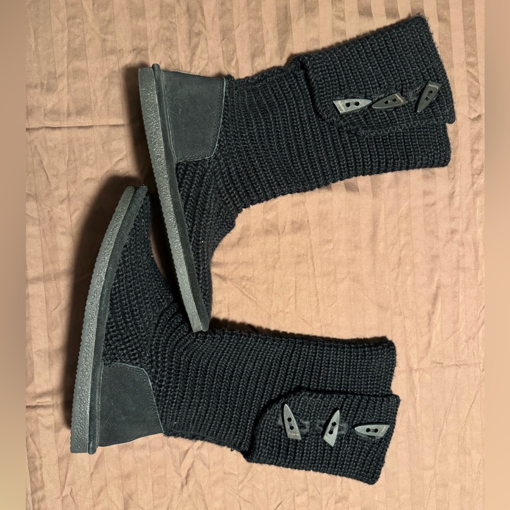 BearPaw Charcoal Knit Boots